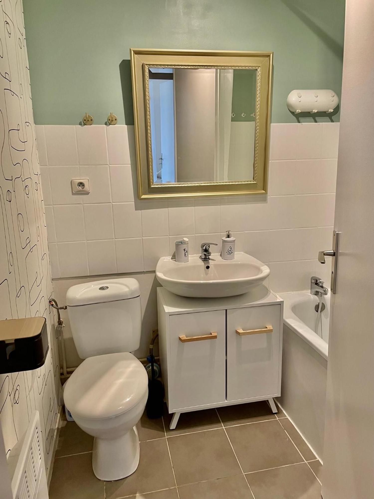 Fleure De Ly / Superb Studio Flat In Old Town Мец Экстерьер фото
